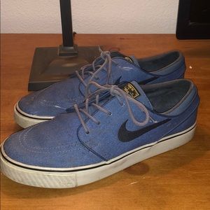 Stefan Janoskis , Nike size 10